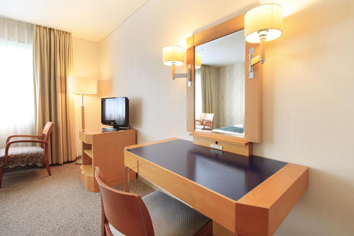 Ana Holiday Inn Resort Karuizawa By Ihg 北軽井沢 エクステリア 写真